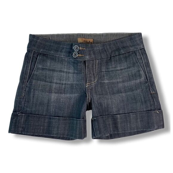 SEE THRU SOUL Cuffed Denim Shorts size 26 - Picture 2 of 9